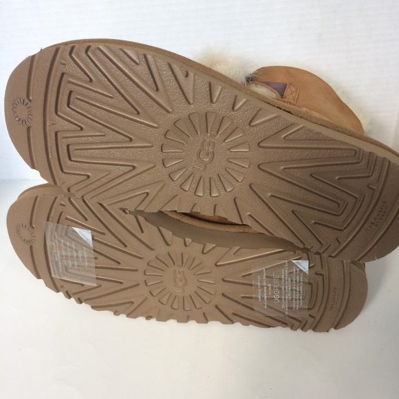 NIB ! UGG AUSTRALIA GITA BOOT - Picture 8 of 8